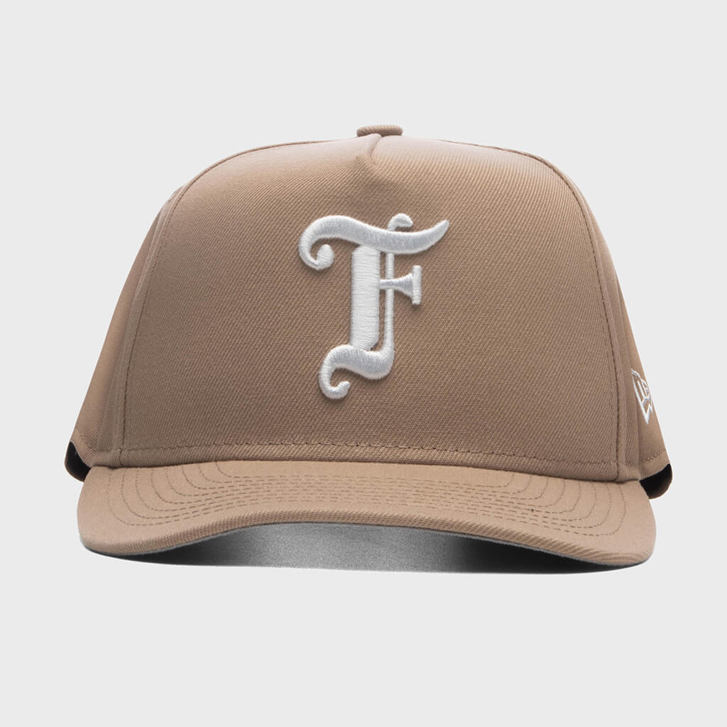 기능 X New ERA 950AF 커브 스냅백 - 낙타
