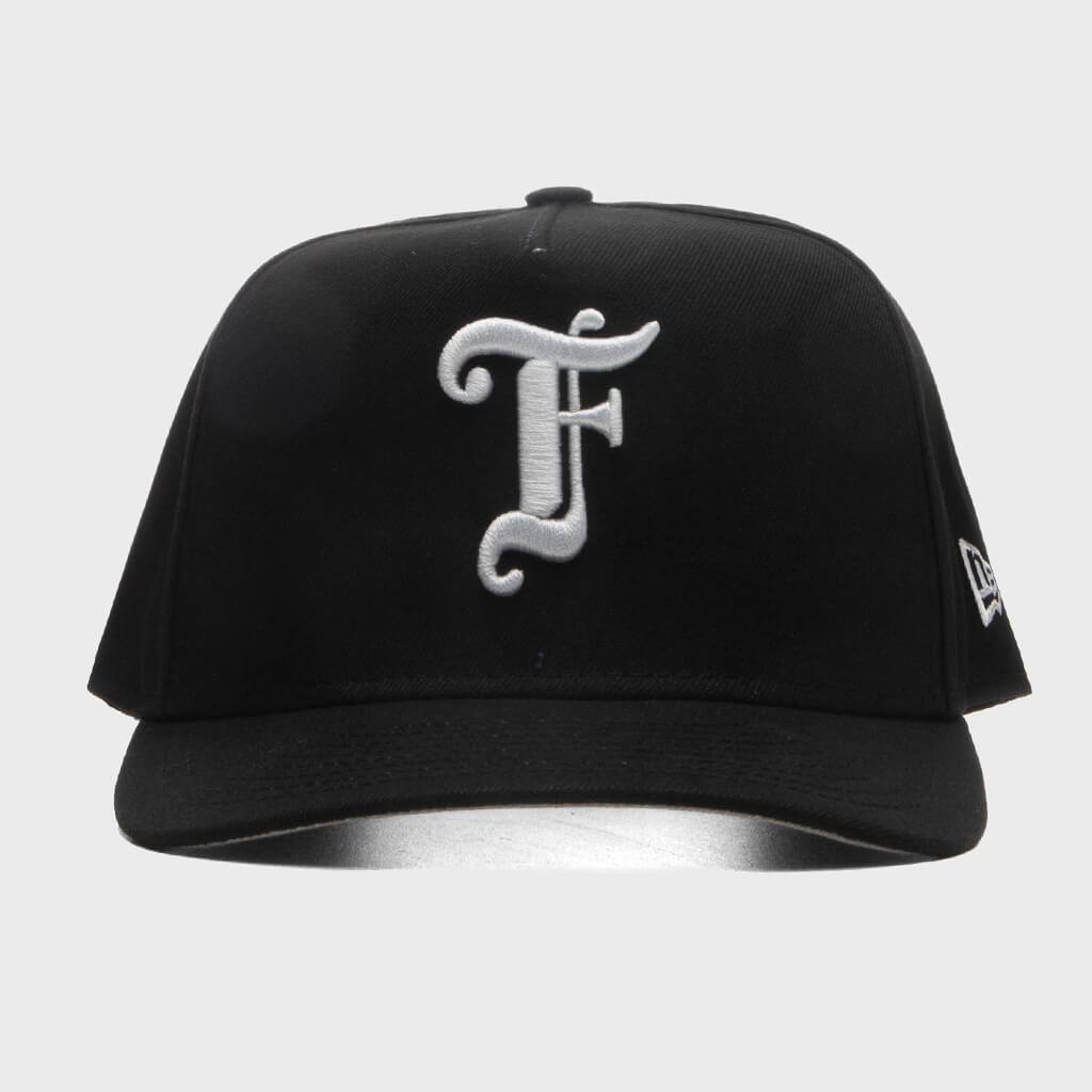 기능 X New ERA 950AF 커브 스냅백 - 검은 색